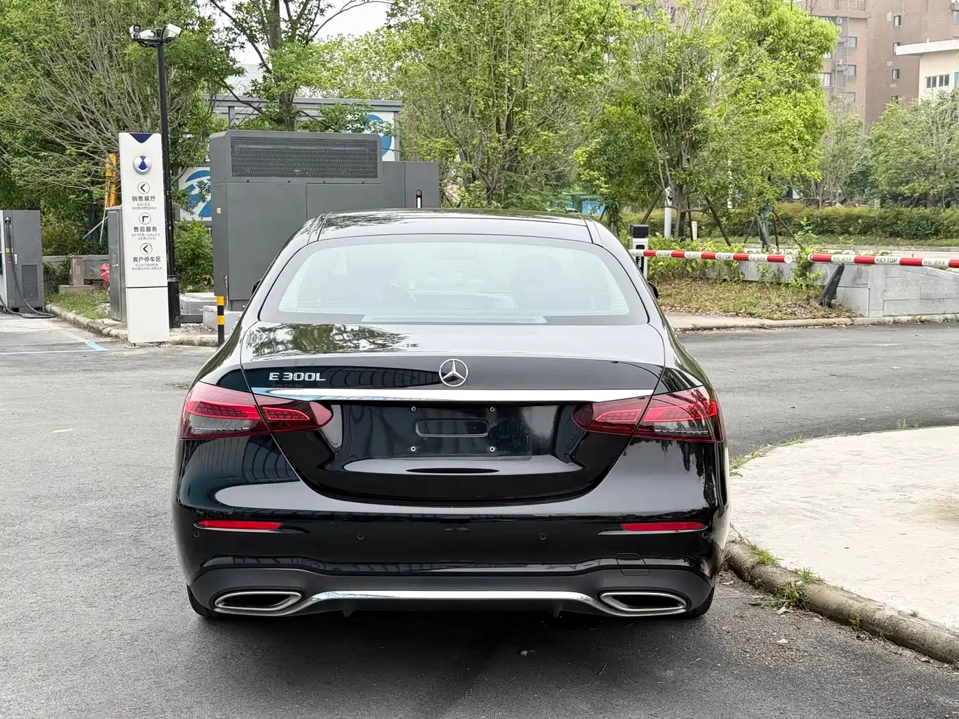 Mercedes-Benz E-Class 2022 Facelift E 300 L Fashion Style фото 4