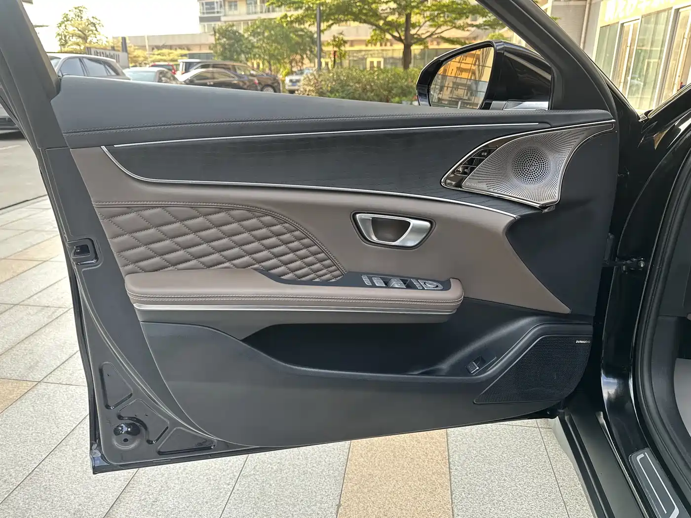 BYD Han 2022 DM-i 121KM Premium Edition фото 20