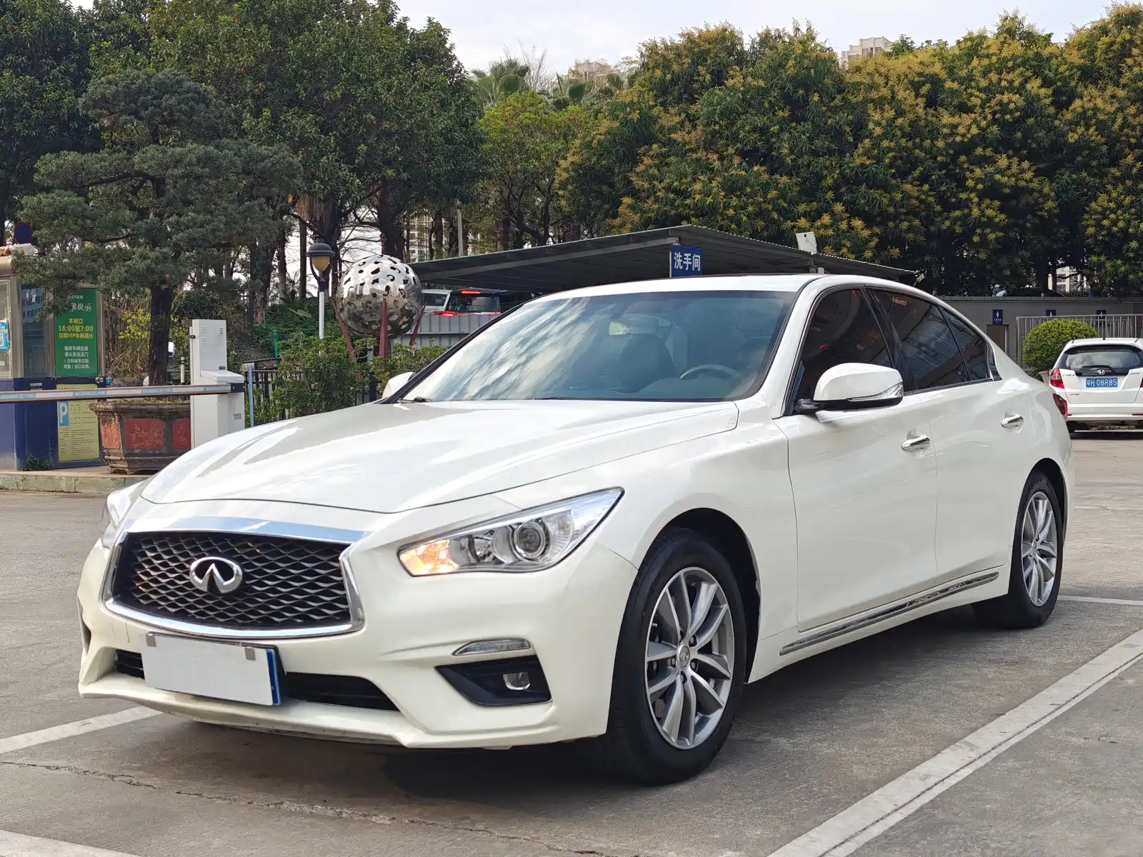 صورة 1 - Infiniti Q50L