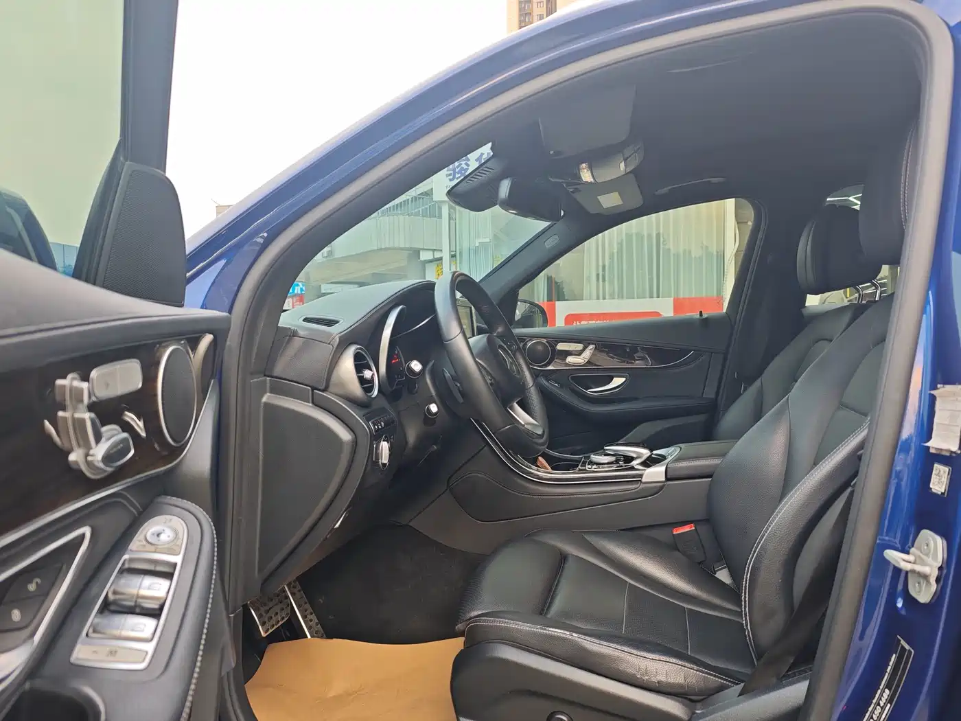 Mercedes-Benz GLC 2016 GLC 260 4MATIC Luxury фото 4