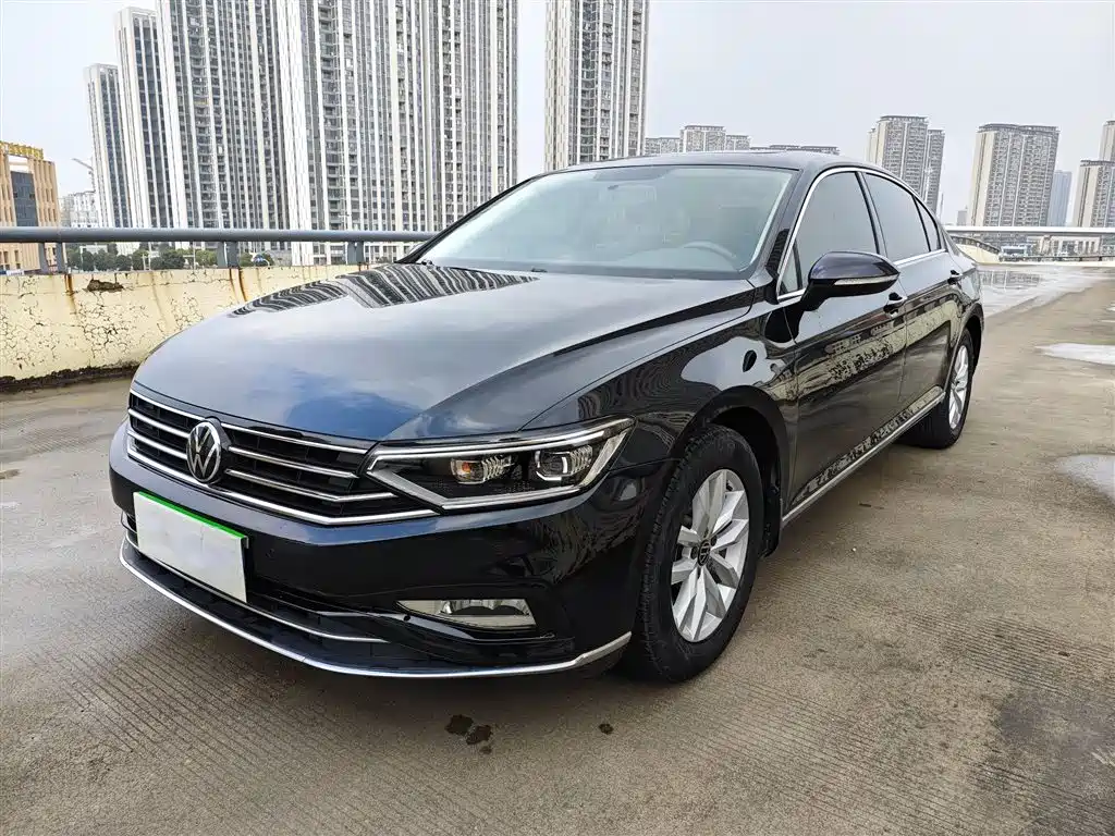 Volkswagen Magotan 2020 280TSI DSG Comfort фото 2