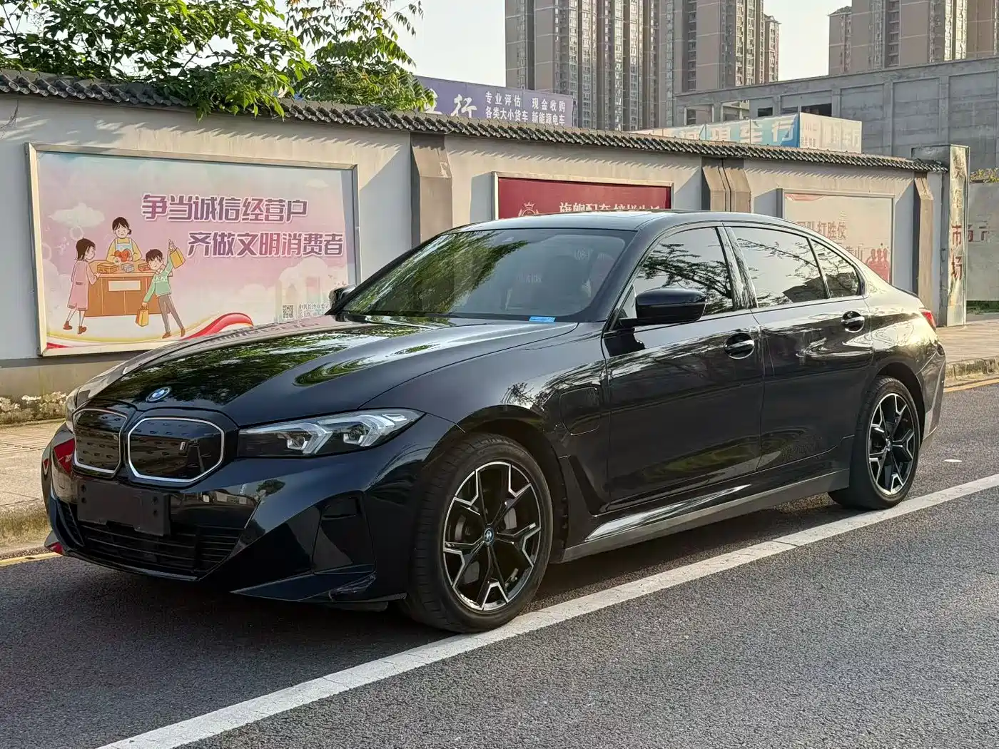 BMW i3 2024 eDrive 40 L Night Sport Package