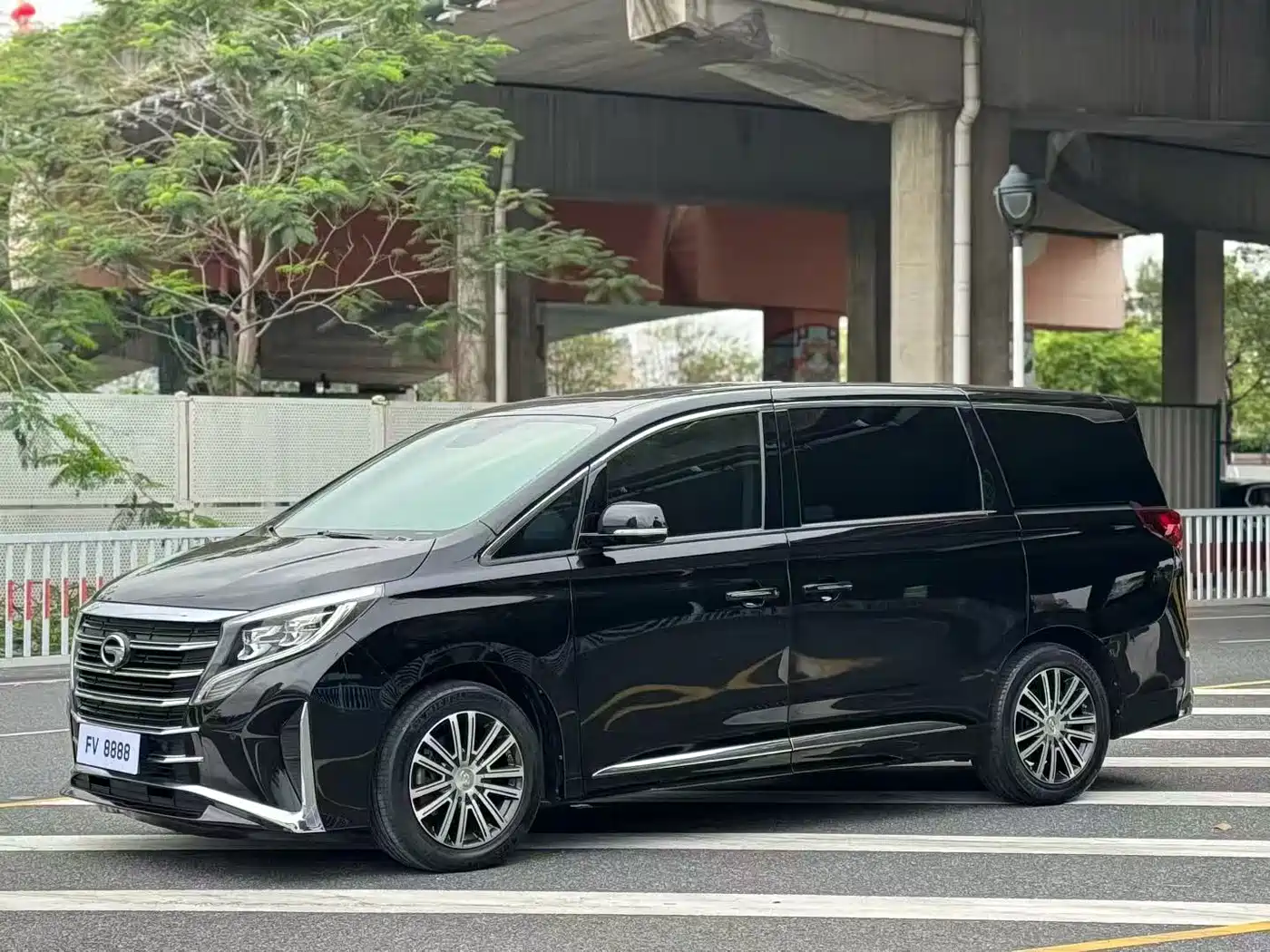 GAC Trumpchi Trumpchi M8 2021 Leading Show Series 390T Prestige Edition