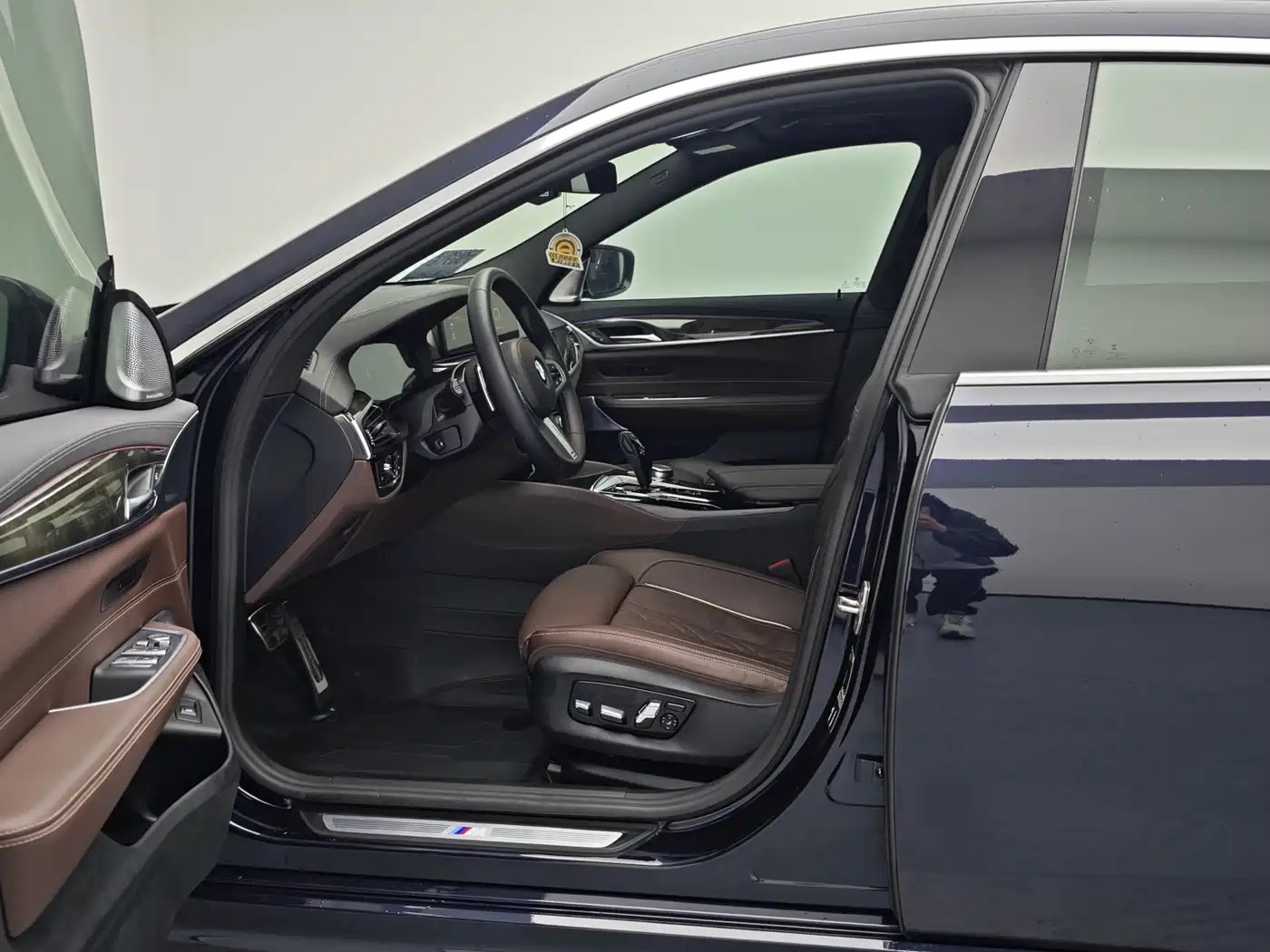 BMW 6 Series GT 2022 Model 630i M Sport Grand Tourer Edition фото 18