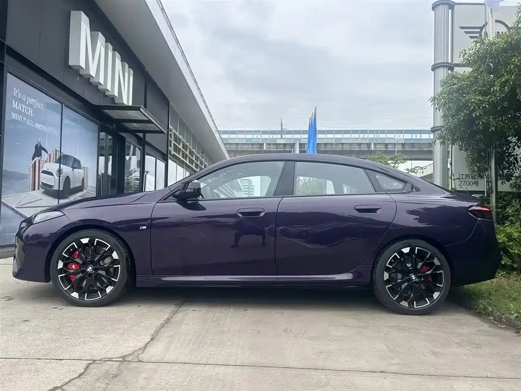 BMW M235L 2025 M235L фото 3