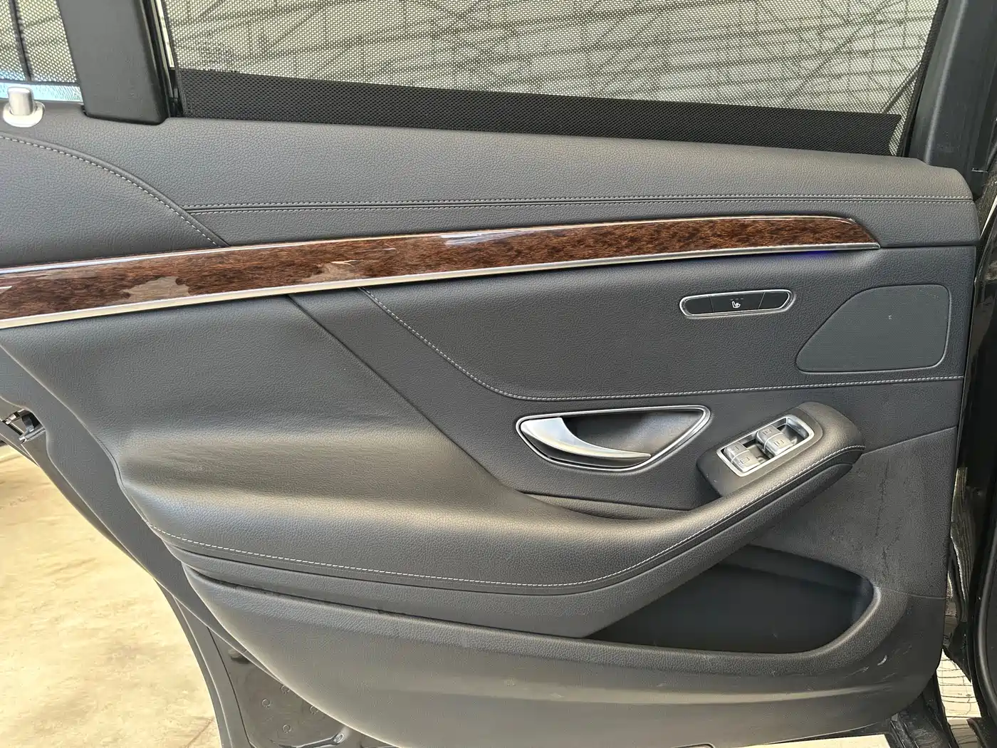Mercedes-Benz S-Class 2016 S 320 L Luxury фото 25