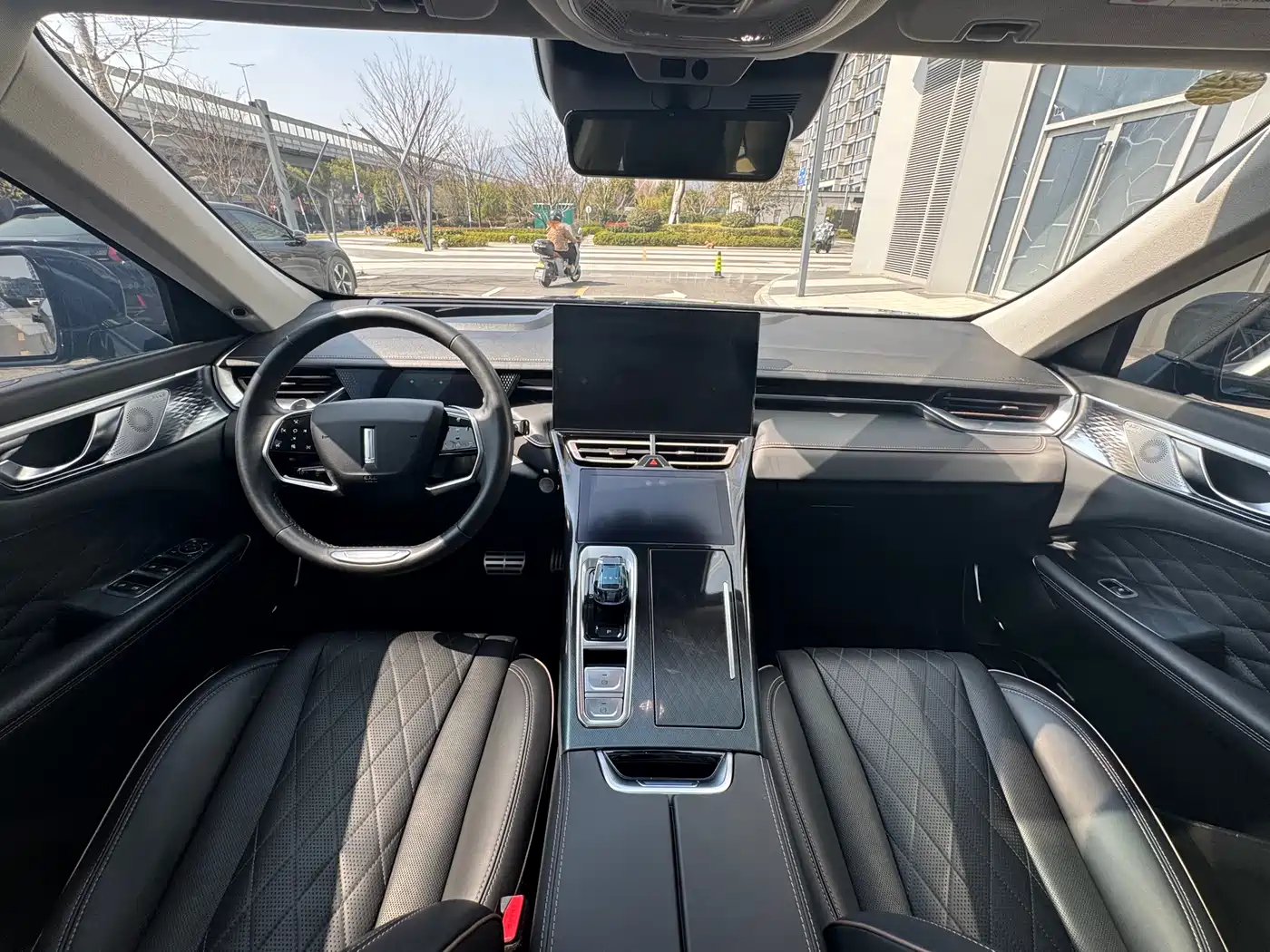 WEI PAI WEI BRAND MOCHA