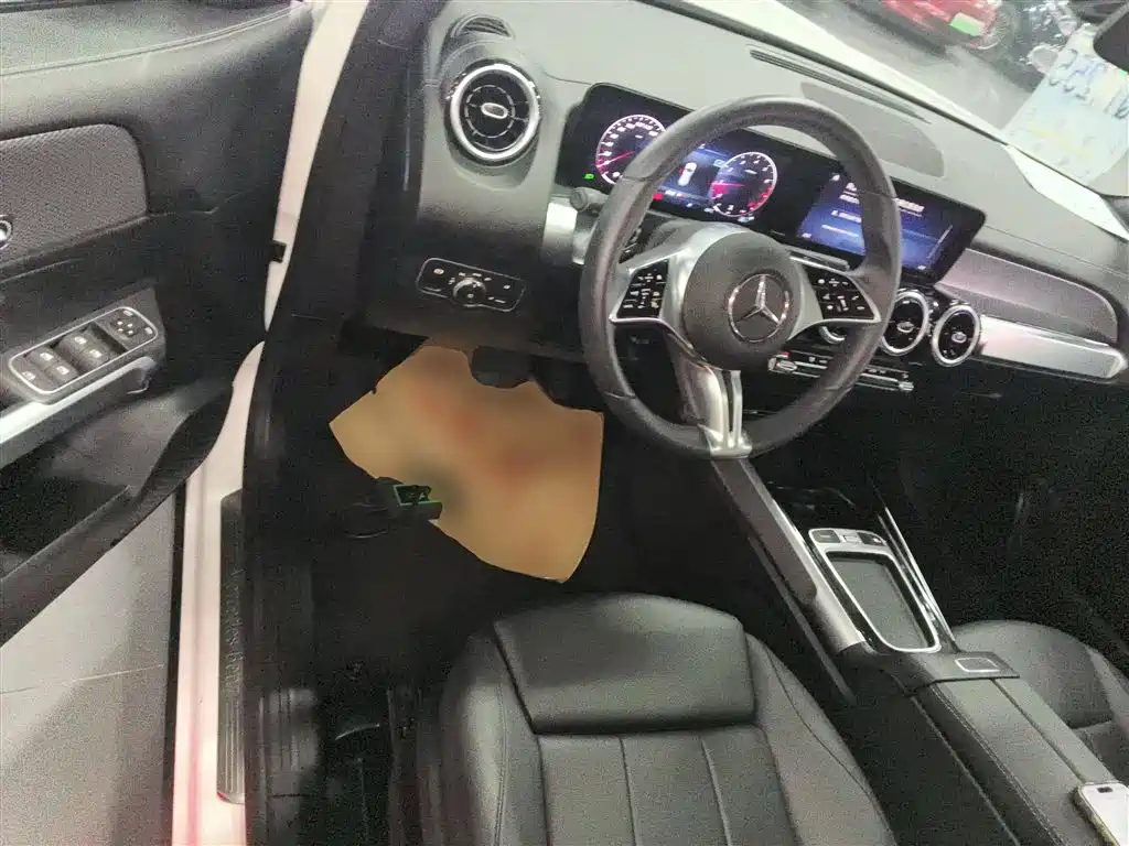Mercedes-Benz GLB 2024 GLB 200 Dynamic фото 12