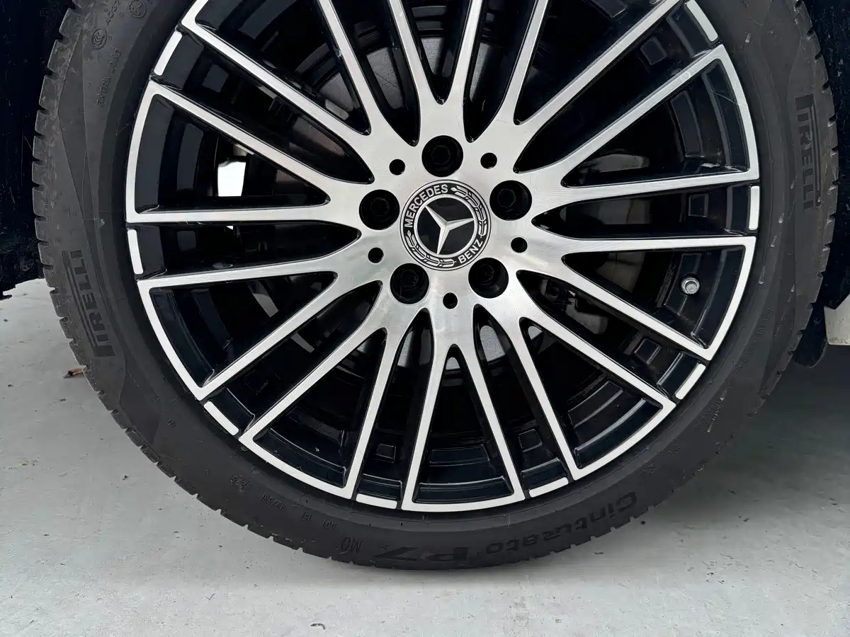 Mercedes-Benz C-Class 2025 2026 C 260 L 4MATIC Sport