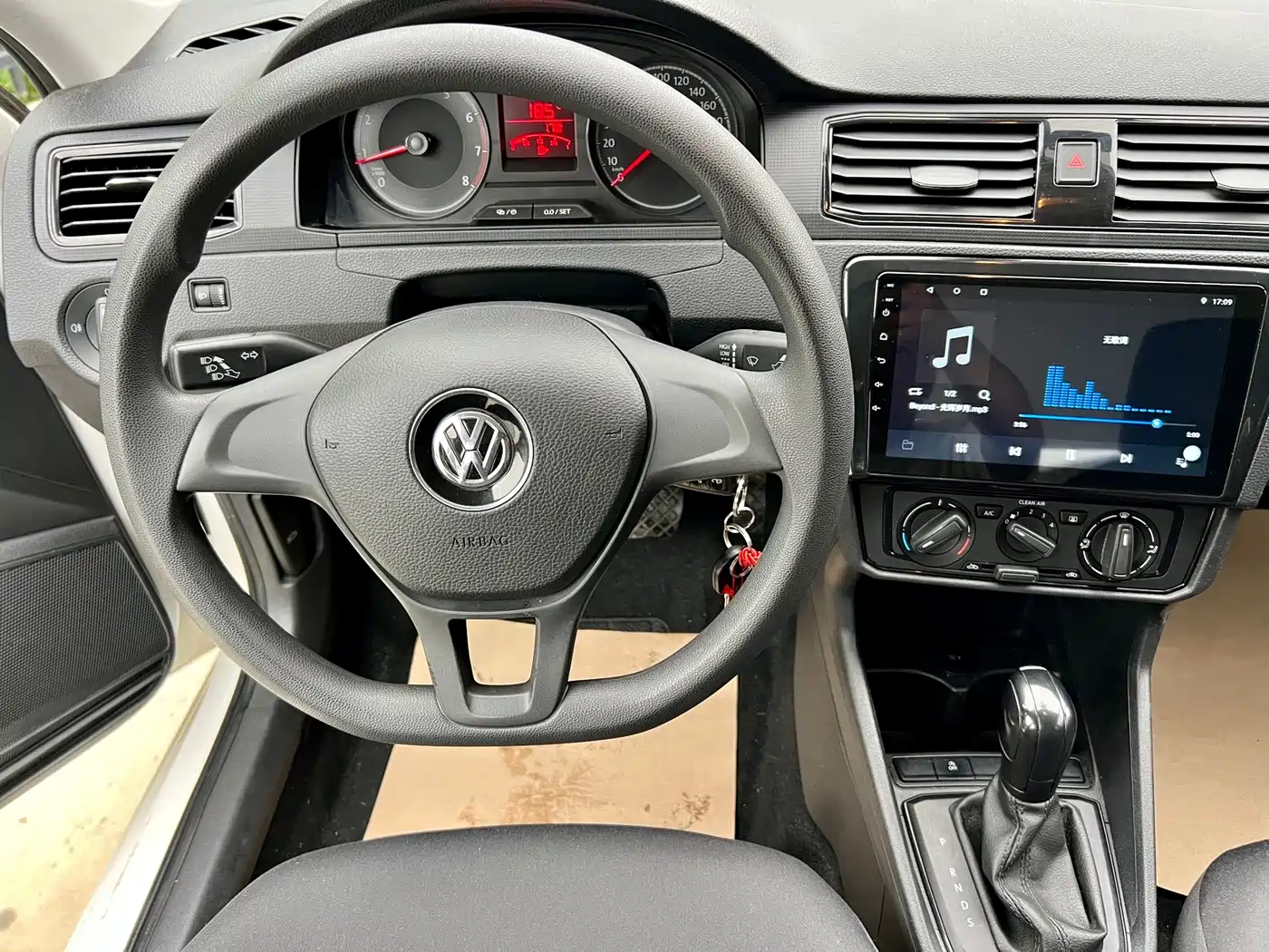Volkswagen Santana 2019 1.5L Auto Trend Edition China V фото 6