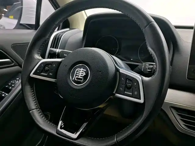 BYD TANG