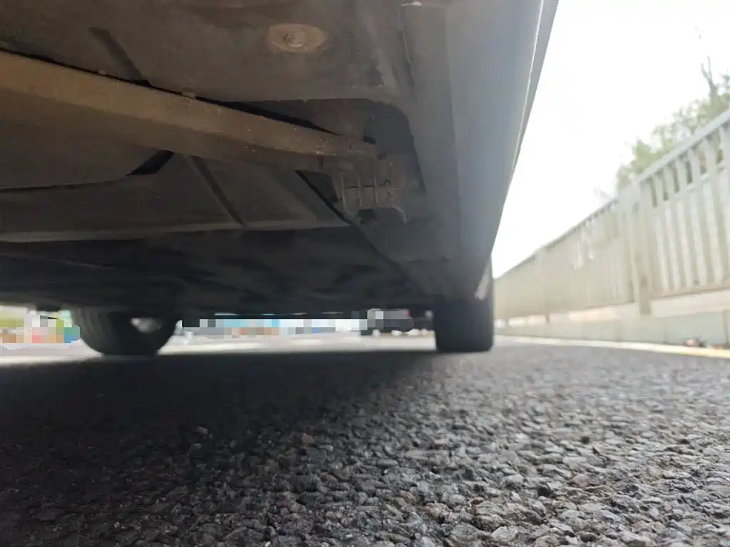 BMW X1 2016 sDrive18Li Premium Model фото 17
