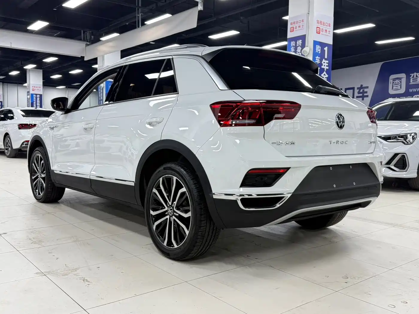 Volkswagen T-ROC 2022 280TSI DSG 2WD Comfort PLUS фото 7
