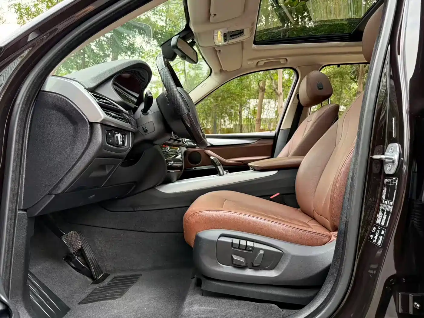 BMW X5 (Import) 2017 xDrive35i Leading Edition фото 11