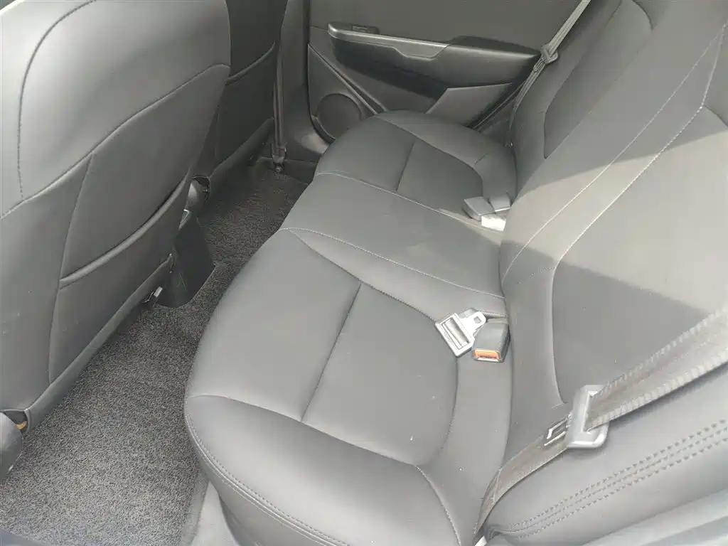 Kia K2 2015 Sedan 1.4L AT GLS фото 17