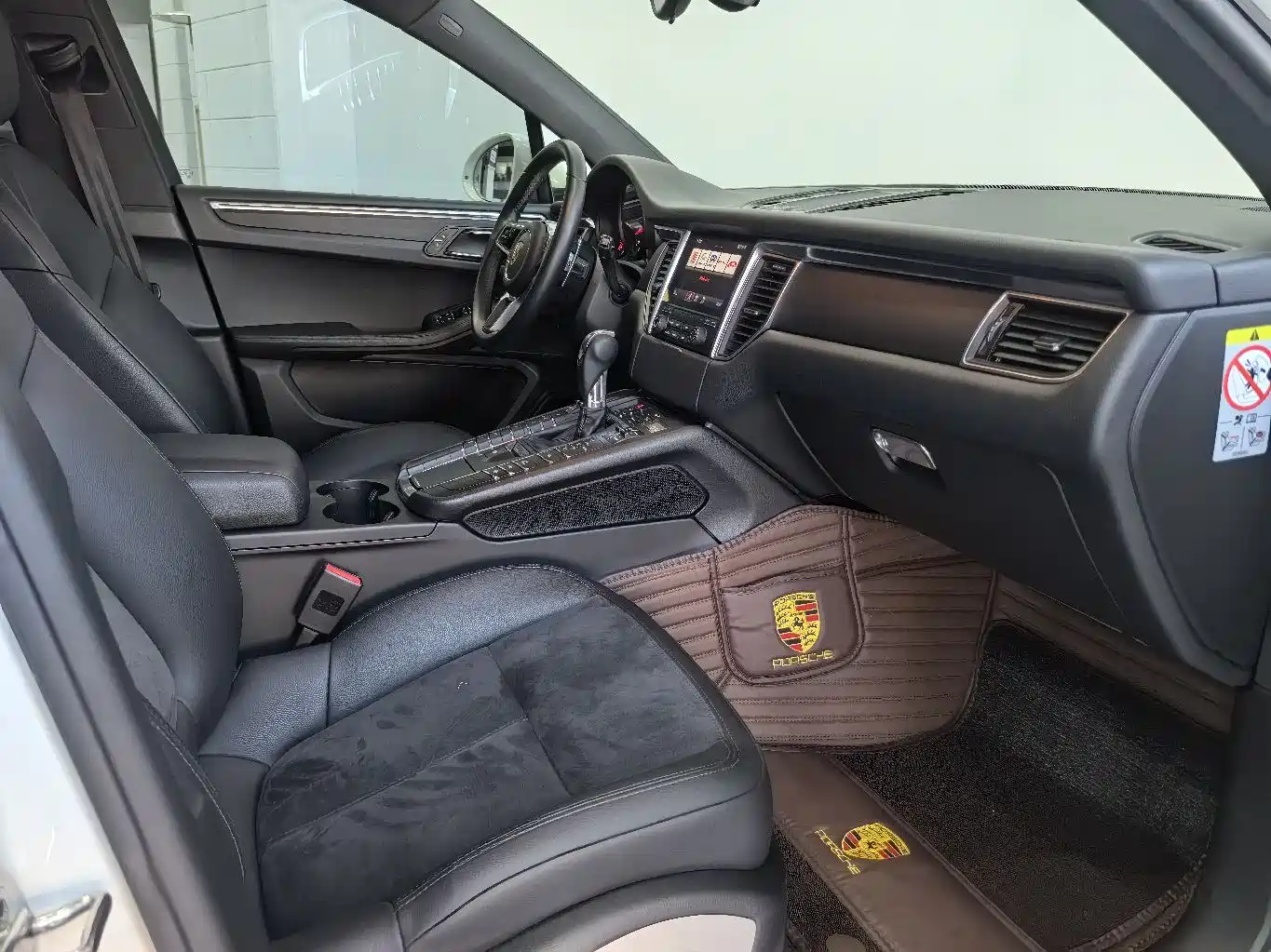 Porsche Macan 2017 Macan 2.0T фото 15