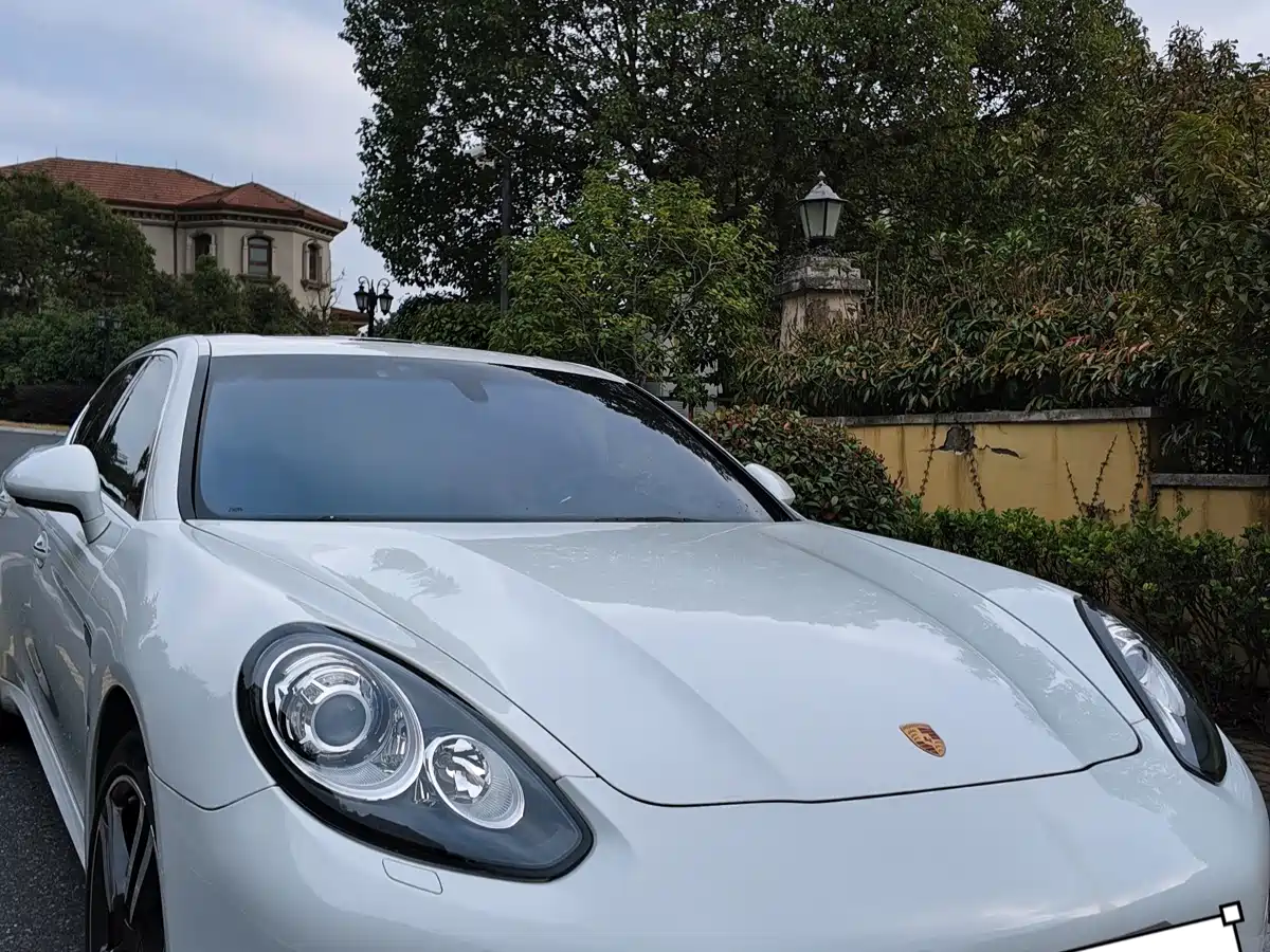 Porsche Panamera 2014 Panamera S Executive 3.0T фото 2