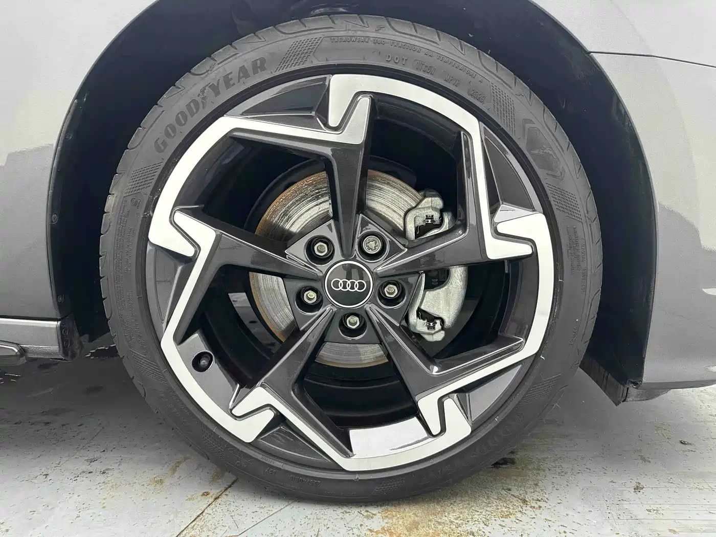 Audi A3 2024 Model Sportback 35 TFSI Luxury Sport фото 8