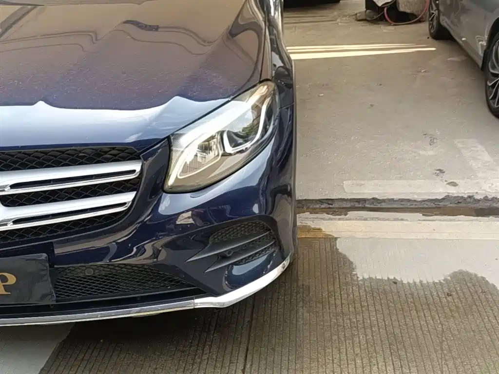 Mercedes-Benz GLC 2018 Facelift GLC 260 4MATIC Dynamic фото 24