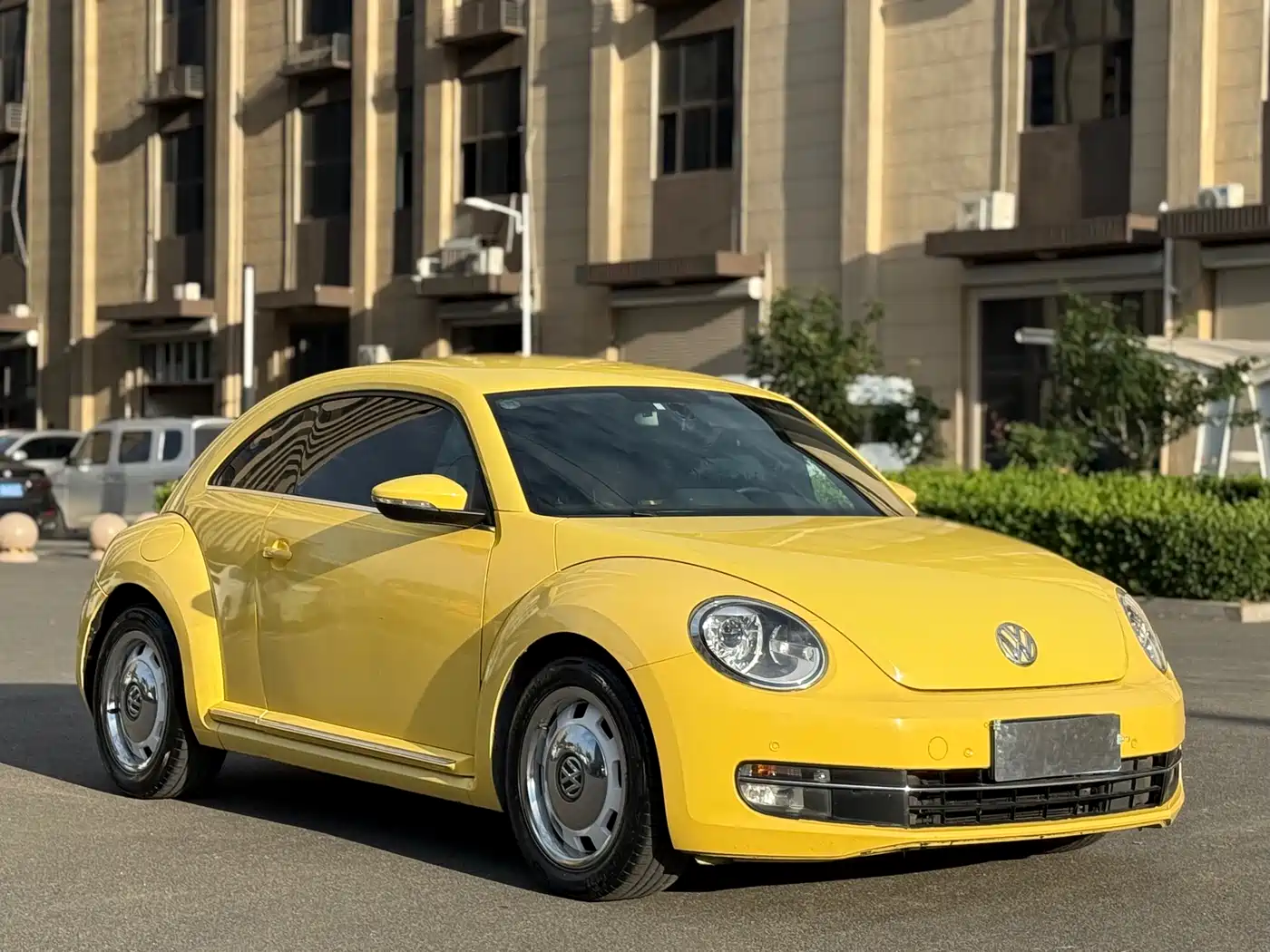 Volkswagen Beetle 2013 1.4TSI Fashion Edition фото 3