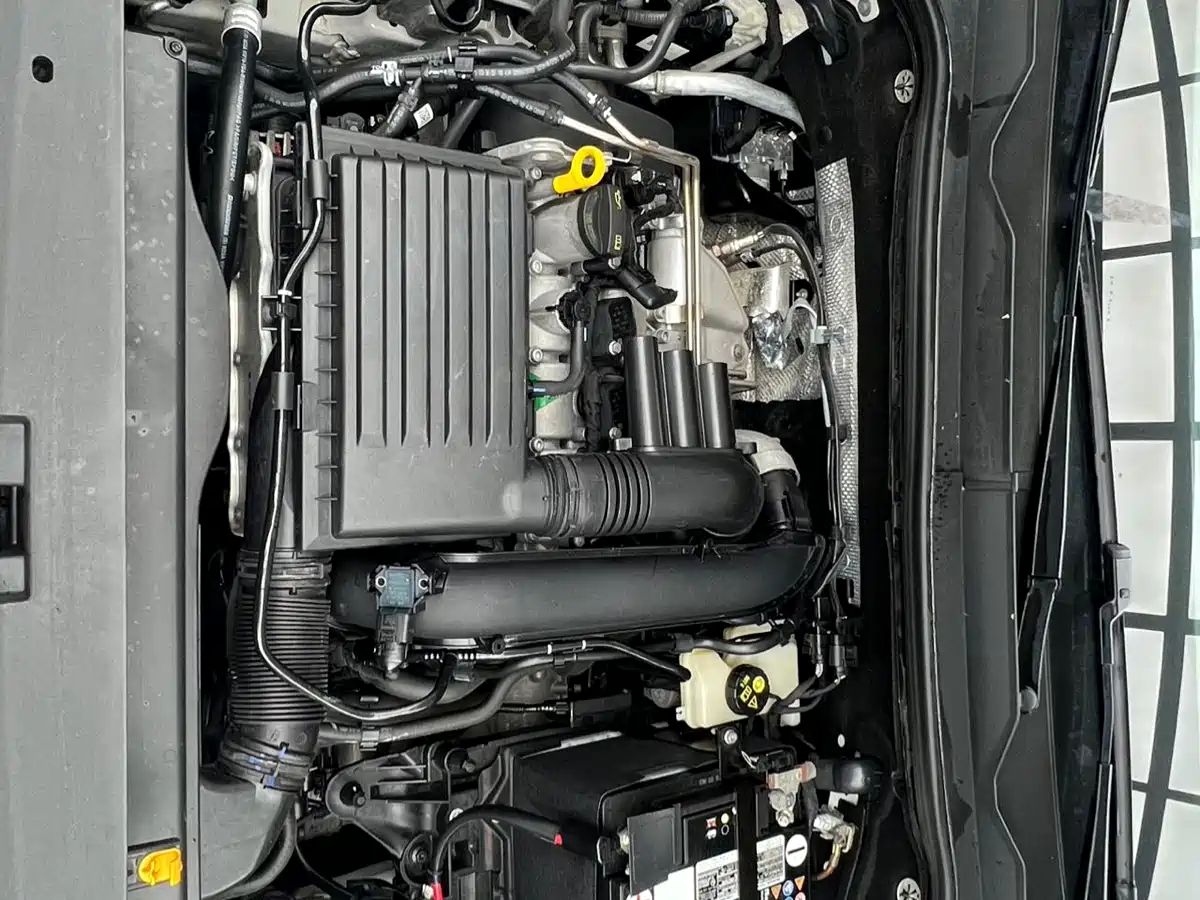 Volkswagen Tharu 2022 280TSI FWD Luxury Edition фото 18