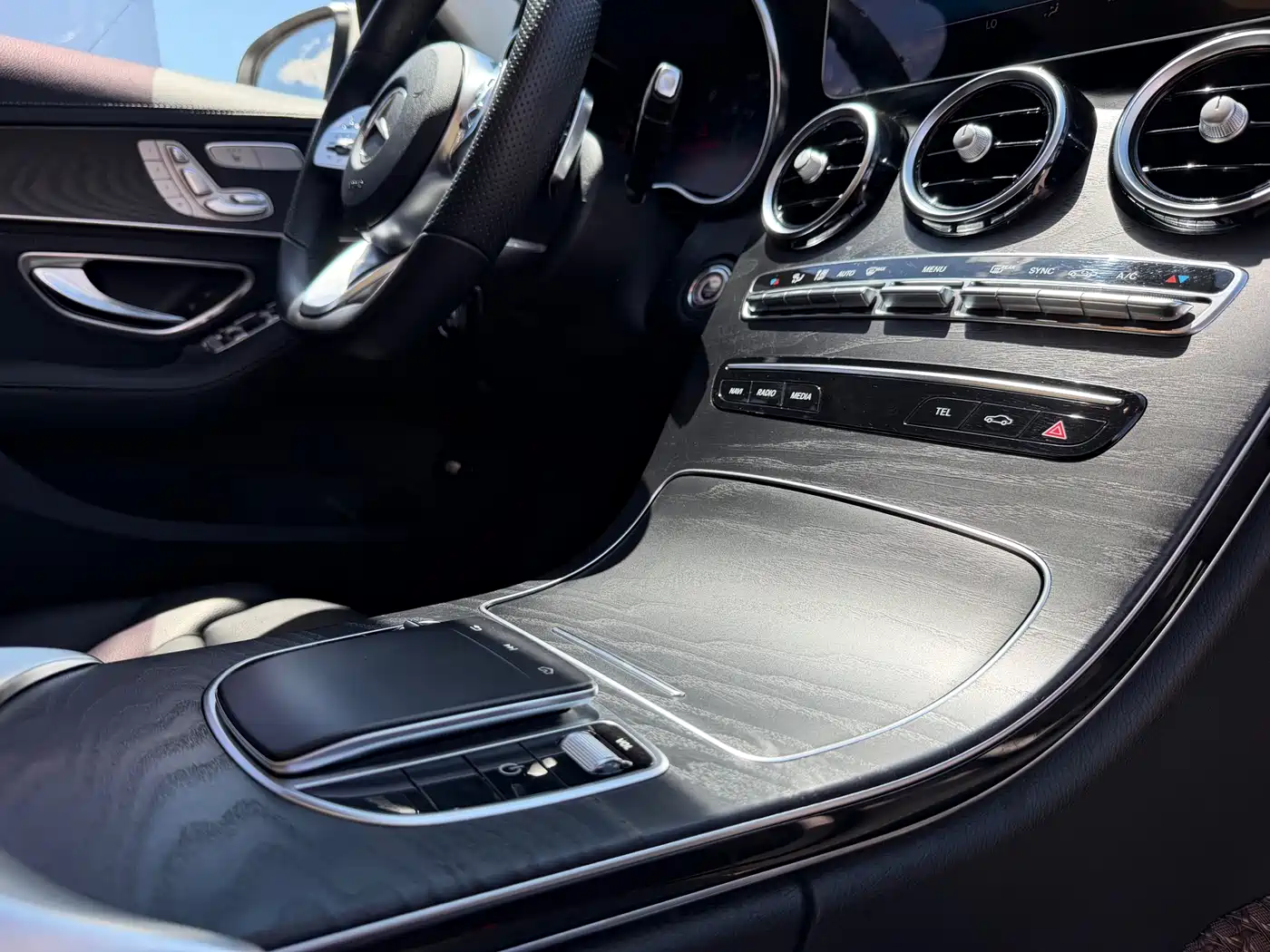Mercedes-Benz C-Class 2020 C 260 L Sport фото 30