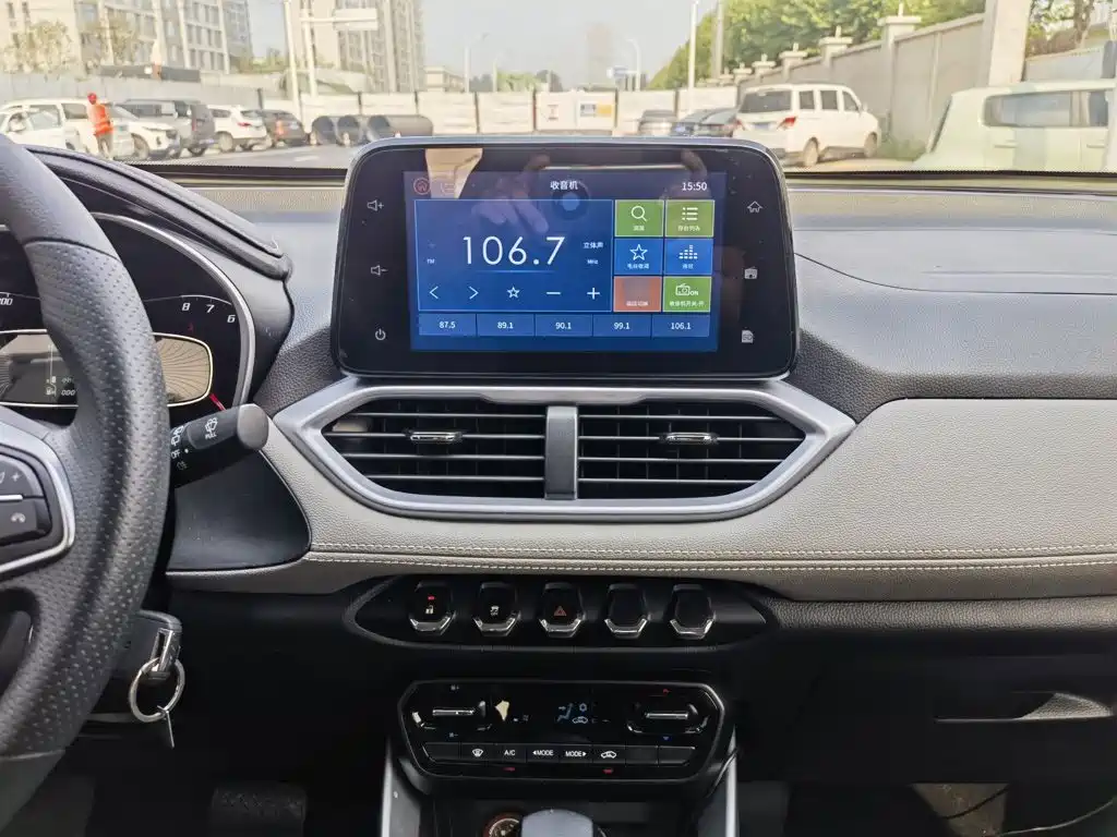 Baojun 510 2019 2019 1.5L CVT Joy Edition China VI