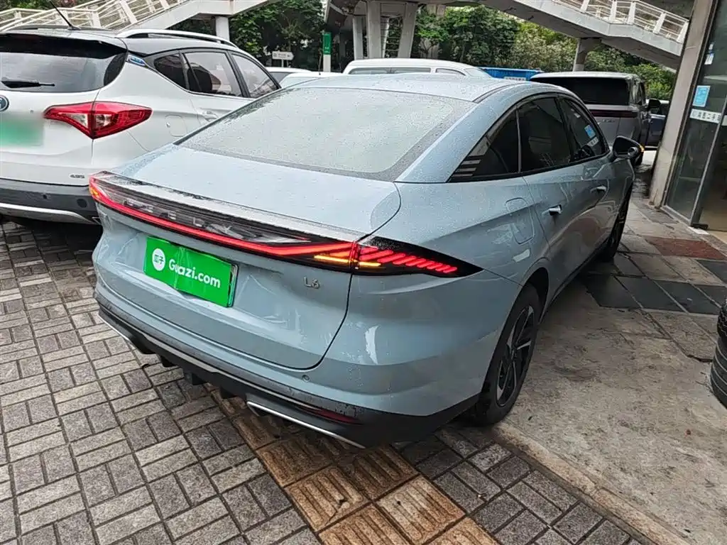 Geely Galaxy Galaxy L6 2023 60km PLUS фото 7