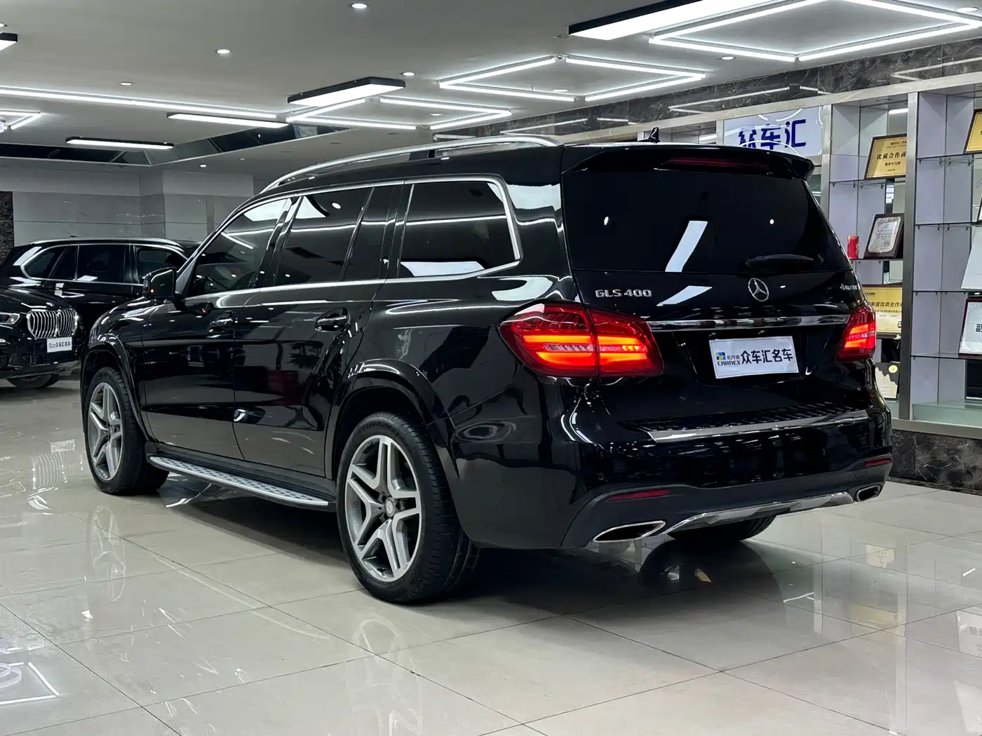 Mercedes-Benz GLS 2016 GLS 400 4MATIC Luxury фото 6