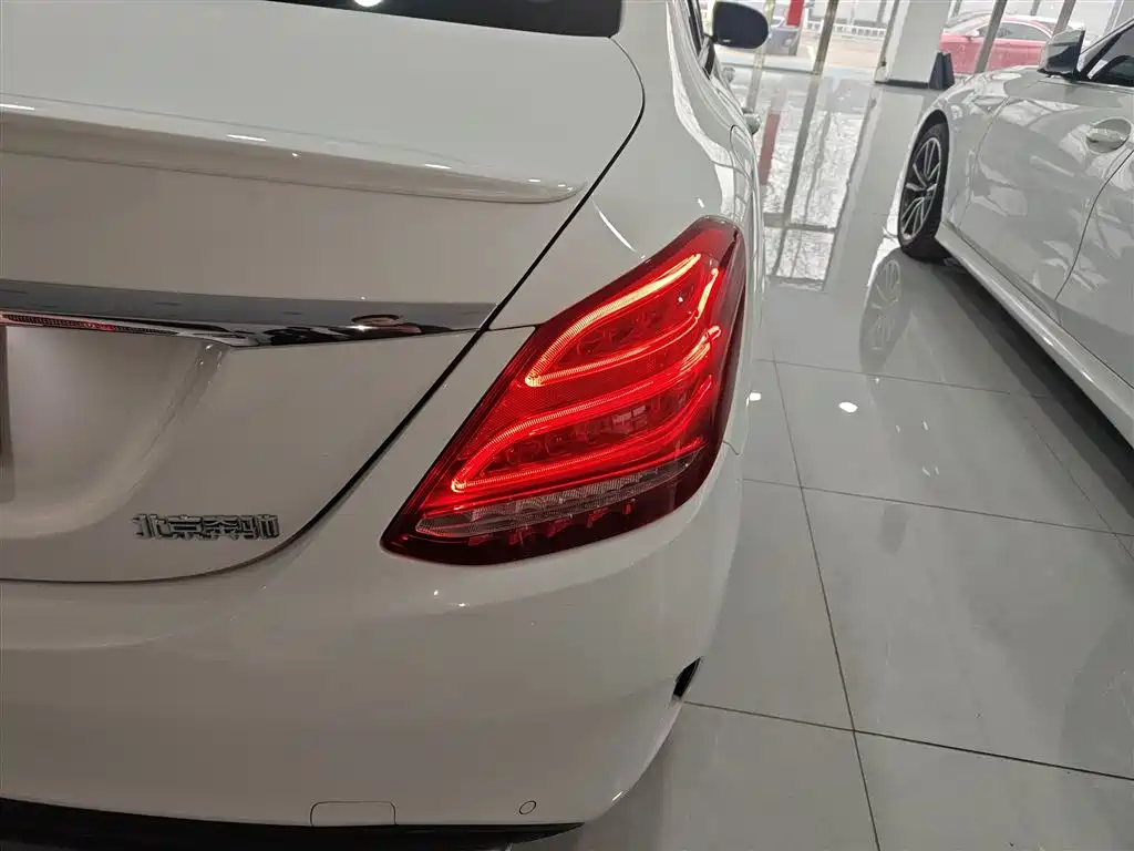 Mercedes-Benz C-Class 2017 C 200 Sport фото 8