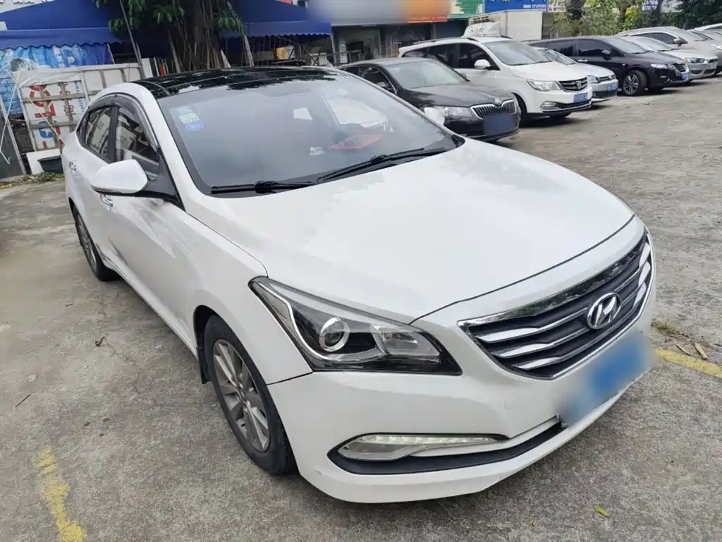 Hyundai Mistra 2014 1.8L Auto Smart GLS фото 4