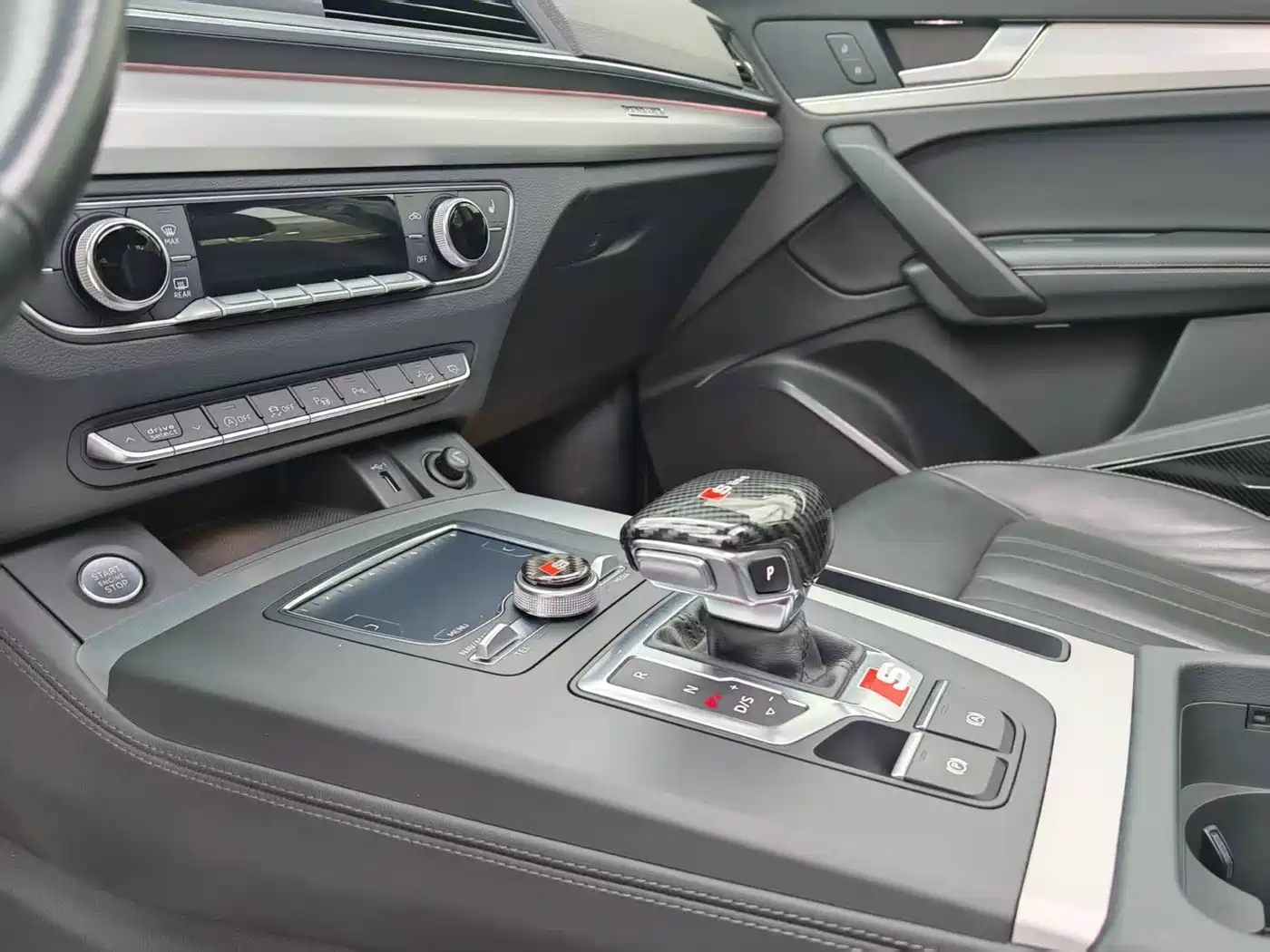 Audi Q5L 2020 45 TFSI Premium Sport фото 25