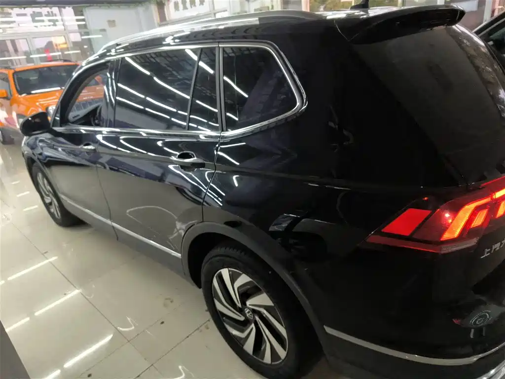 Volkswagen Tiguan L 2022 330TSI Automatic 2WD Smart Edition фото 5