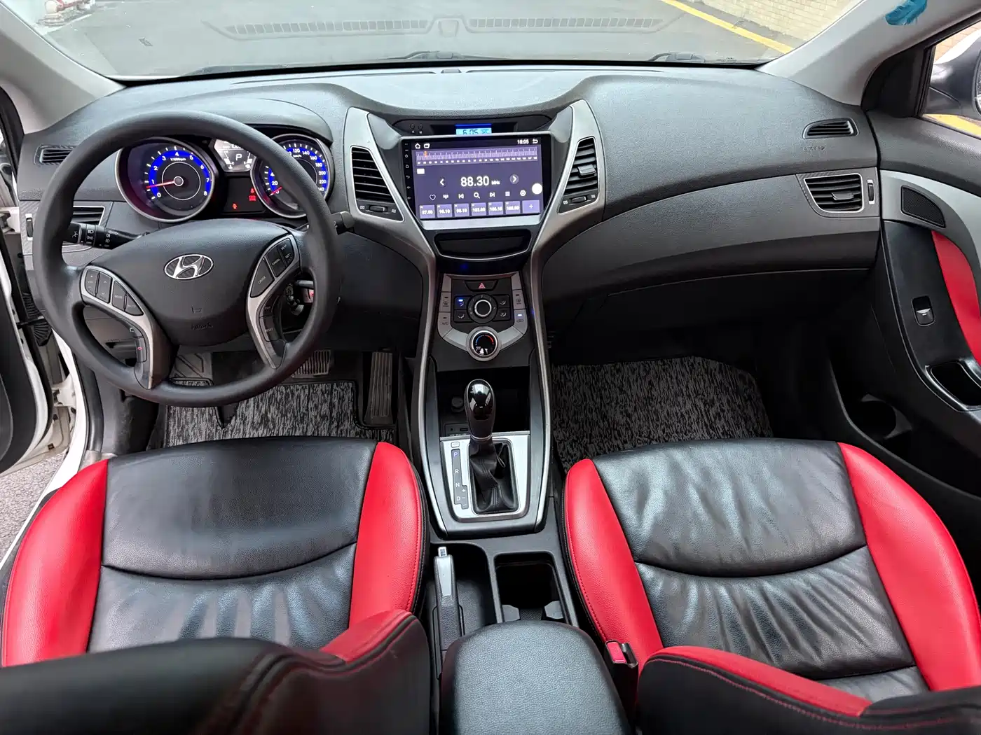 Hyundai Langdong 2015 1.6L Auto Trend фото 5