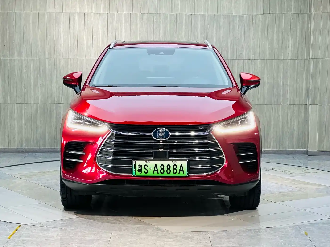 BYD Tang New Energy 2018 DM 2.0T AWD Smart Connection Enjoy Edition 7-Seater China V фото 5