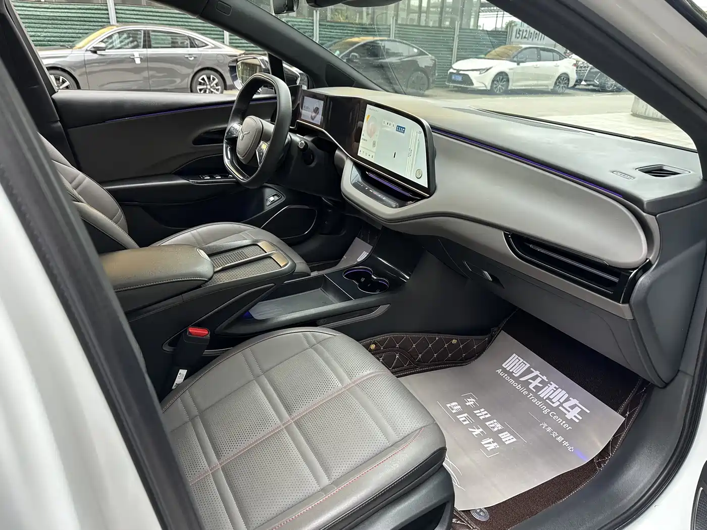 Hongqi EH7 2024 820 Pro Glory Edition фото 21