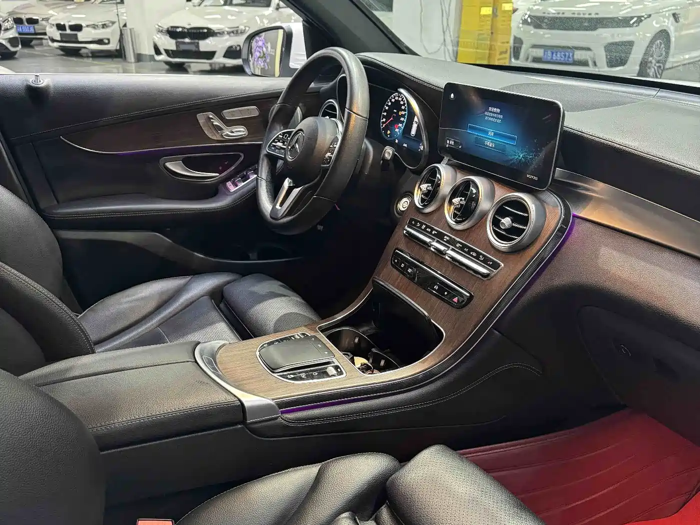 Mercedes-Benz GLC 2022 Facelift GLC 300 L 4MATIC Luxury фото 5