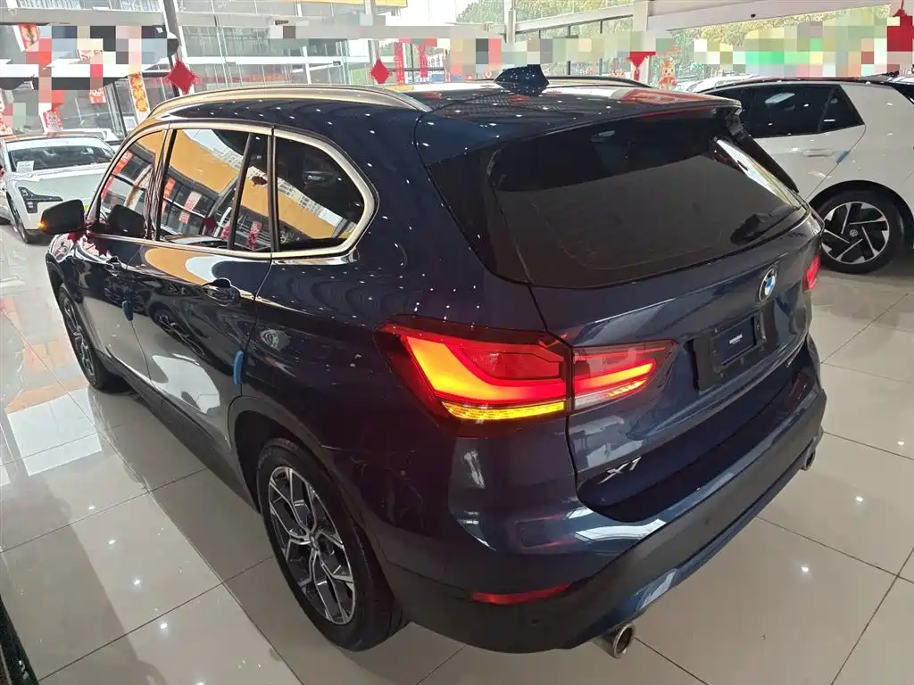 BMW X1 2021 sDrive25Li Leading фото 23