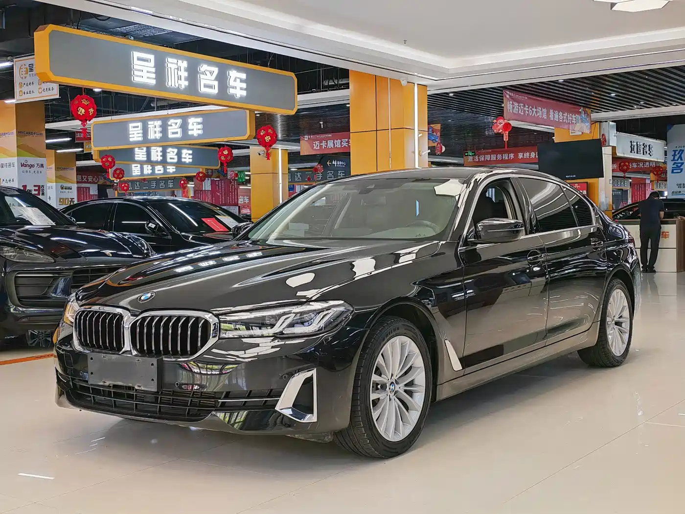 BMW 5 Series 2022 Facelift 525Li Luxury Package