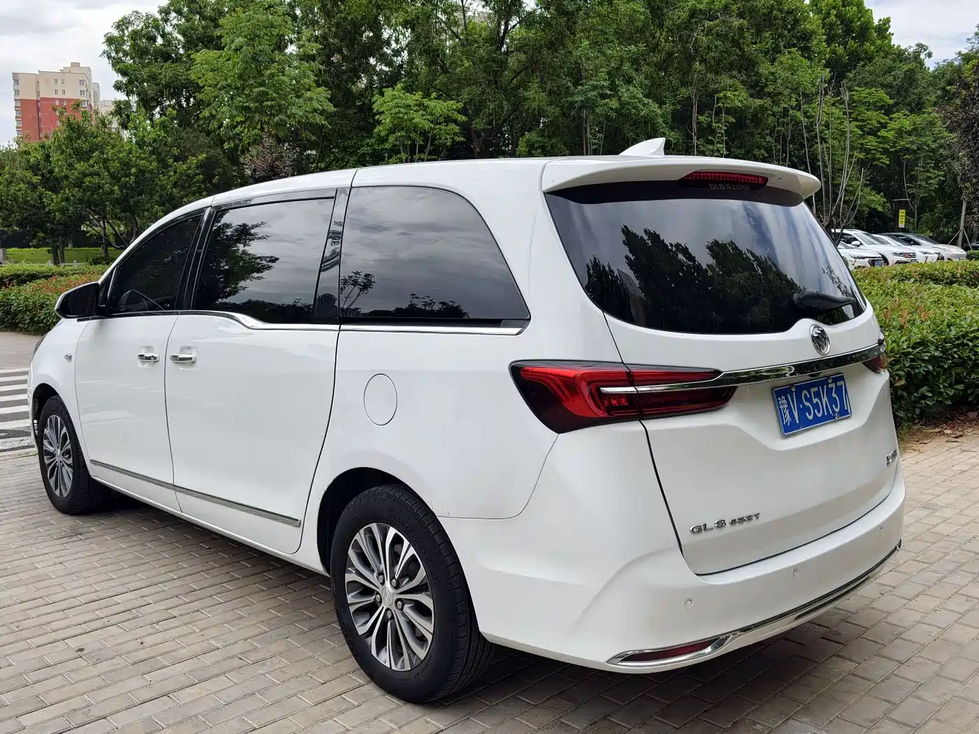 Buick GL8 2021 Land Business Class 652T Luxury фото 6
