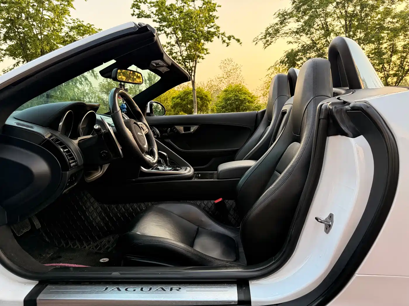Jaguar F-TYPE 2013 3.0 SC Convertible фото 7