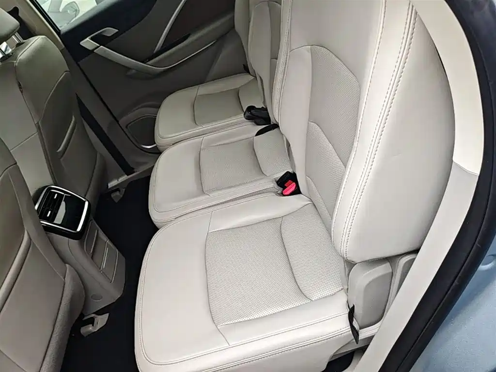 Geely Jiaji New Energy 2021 2021 ePro 1.5TD PHEV Leisure Edition