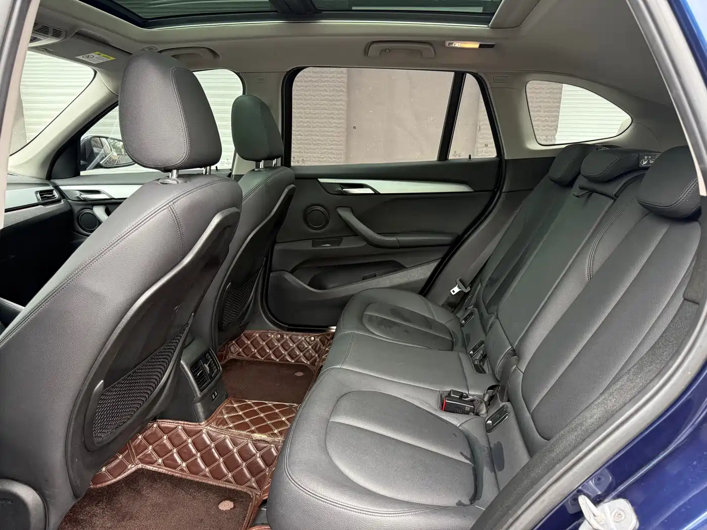 BMW X1 2019 sDrive20Li Leading Model фото 6