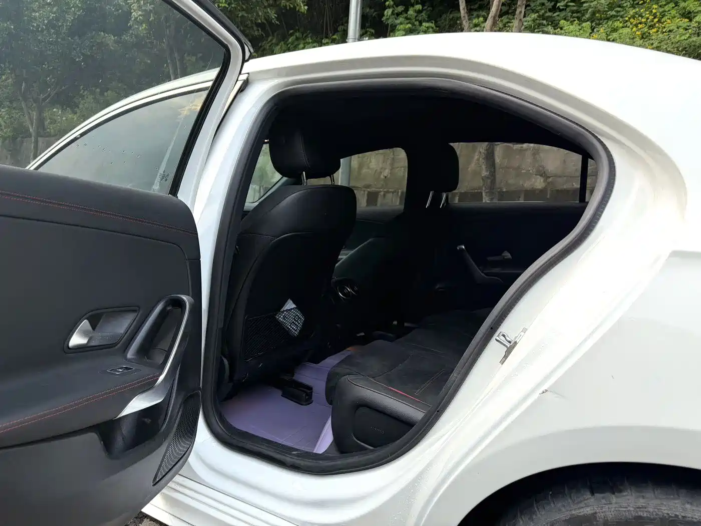 Mercedes-Benz A-Class 2023 A 200 L Fashion фото 10