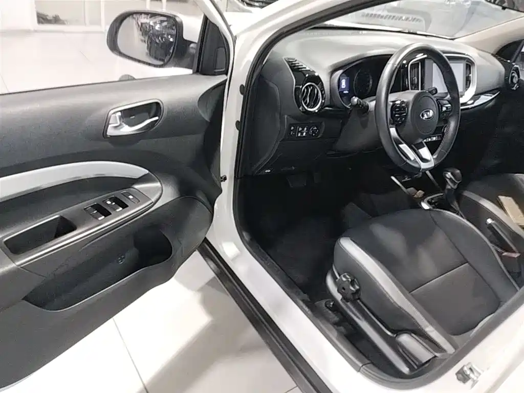 Kia KX1 2019 1.4L Automatic Fun Edition China VI фото 16