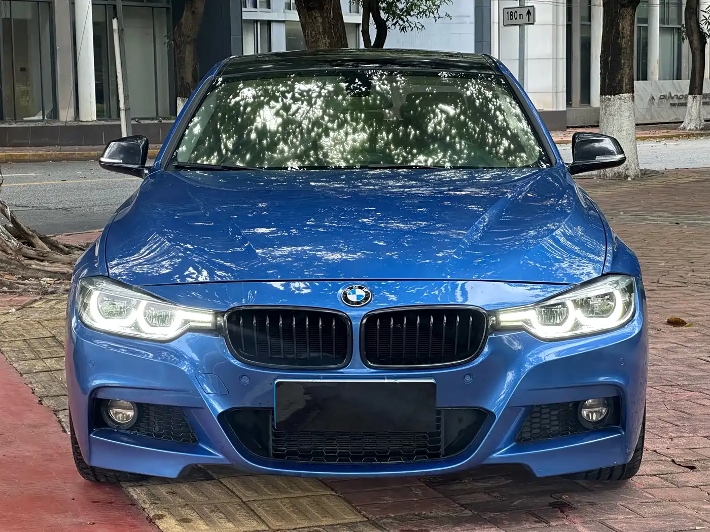 BMW 3 Series 2017 320Li M Sport фото 2