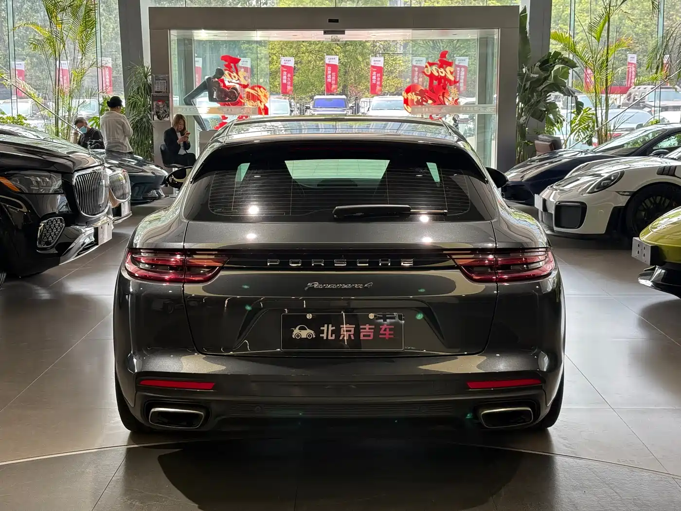 Porsche Panamera 2017 Panamera 4 Sport Turismo 3.0T фото 20