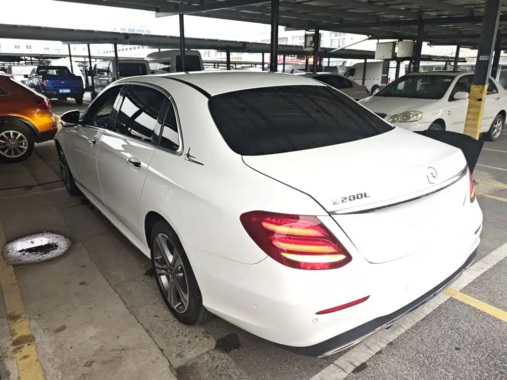 Mercedes-Benz E-Class 2019 E 200 L Sport фото 5