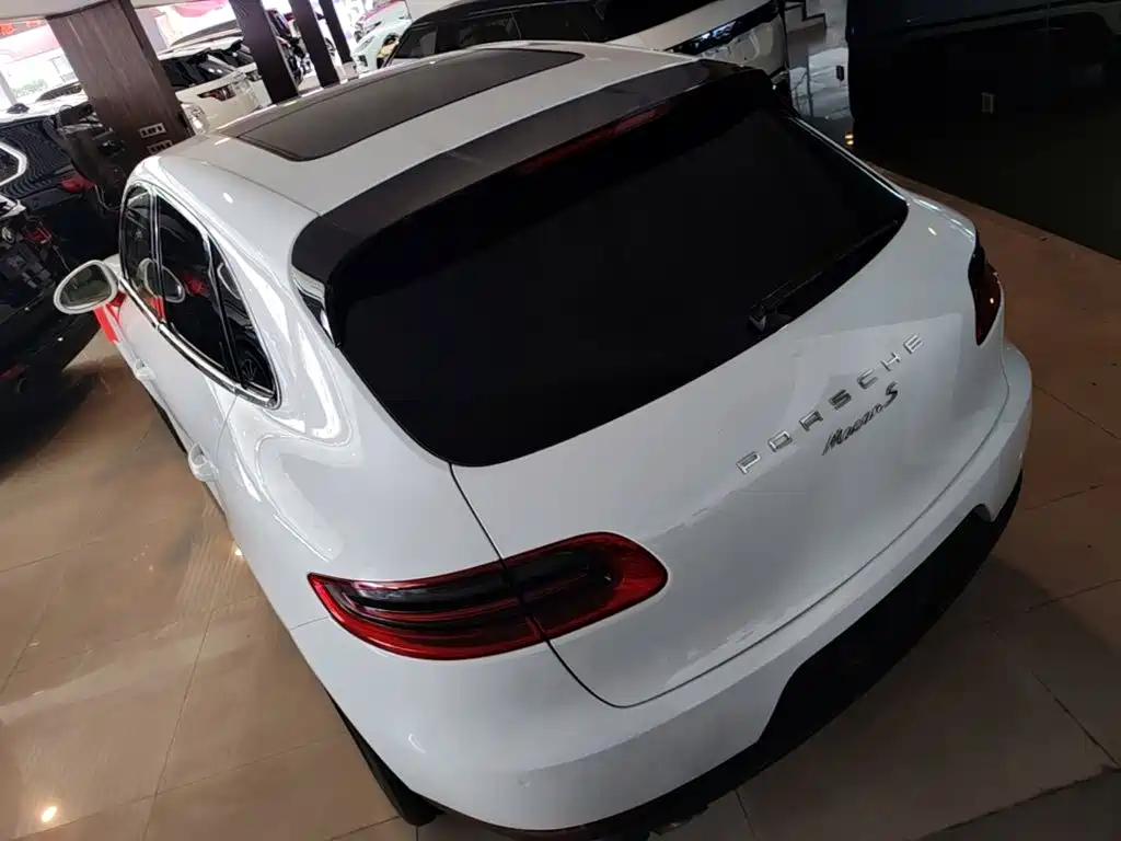 Фото 5 - Porsche Macan