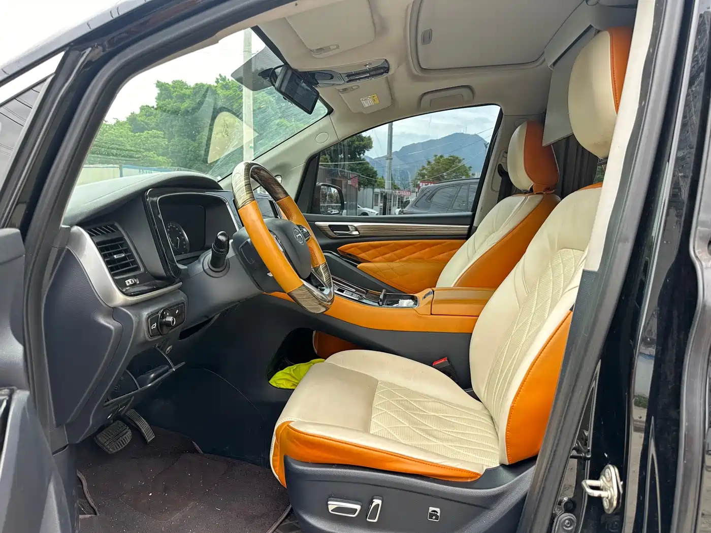GAC Trumpchi Trumpchi M8 2021 Leading Show Series 390T Prestige Edition фото 5